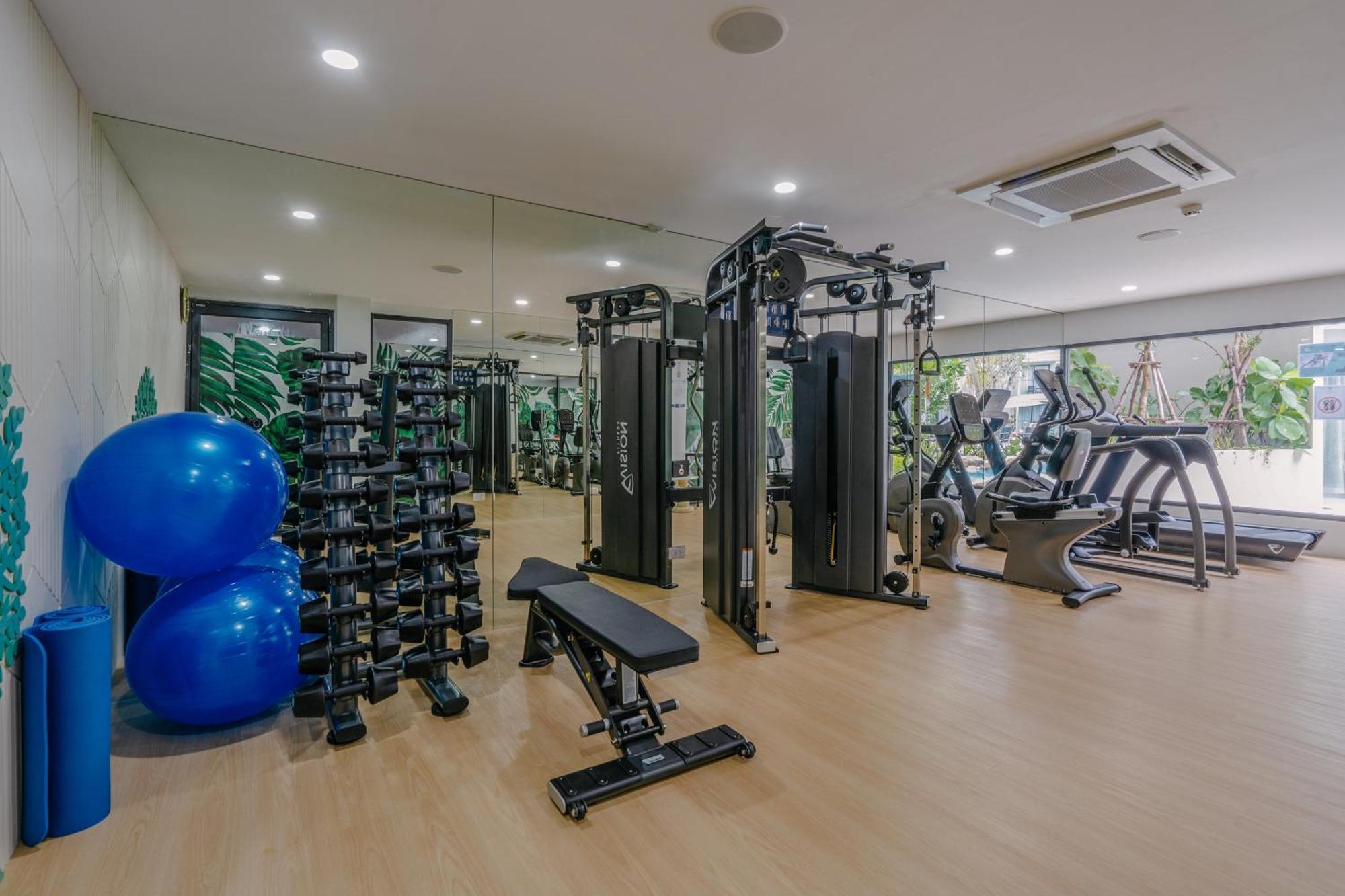 Phuket Emerald Beach Resort Karon Luaran gambar